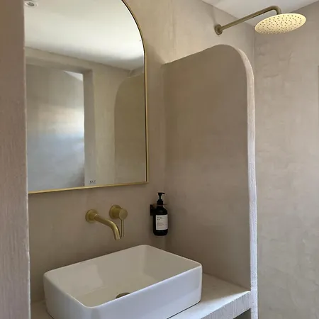 La Halte Des Arenes De Nimes - Appartement Minimaliste - Ecusson Nîmes Extérieur photo