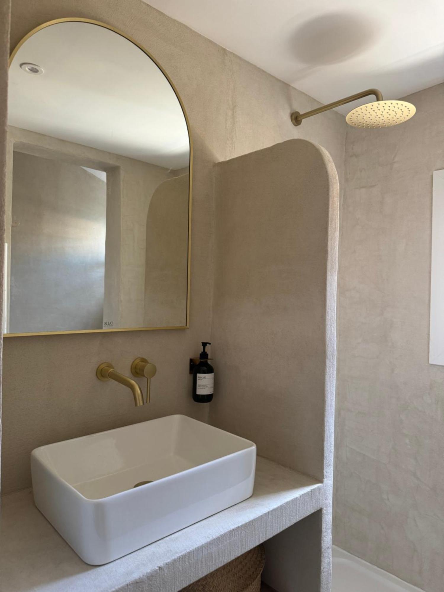 La Halte Des Arenes De - Minimaliste - Ecusson Apartment Nimes