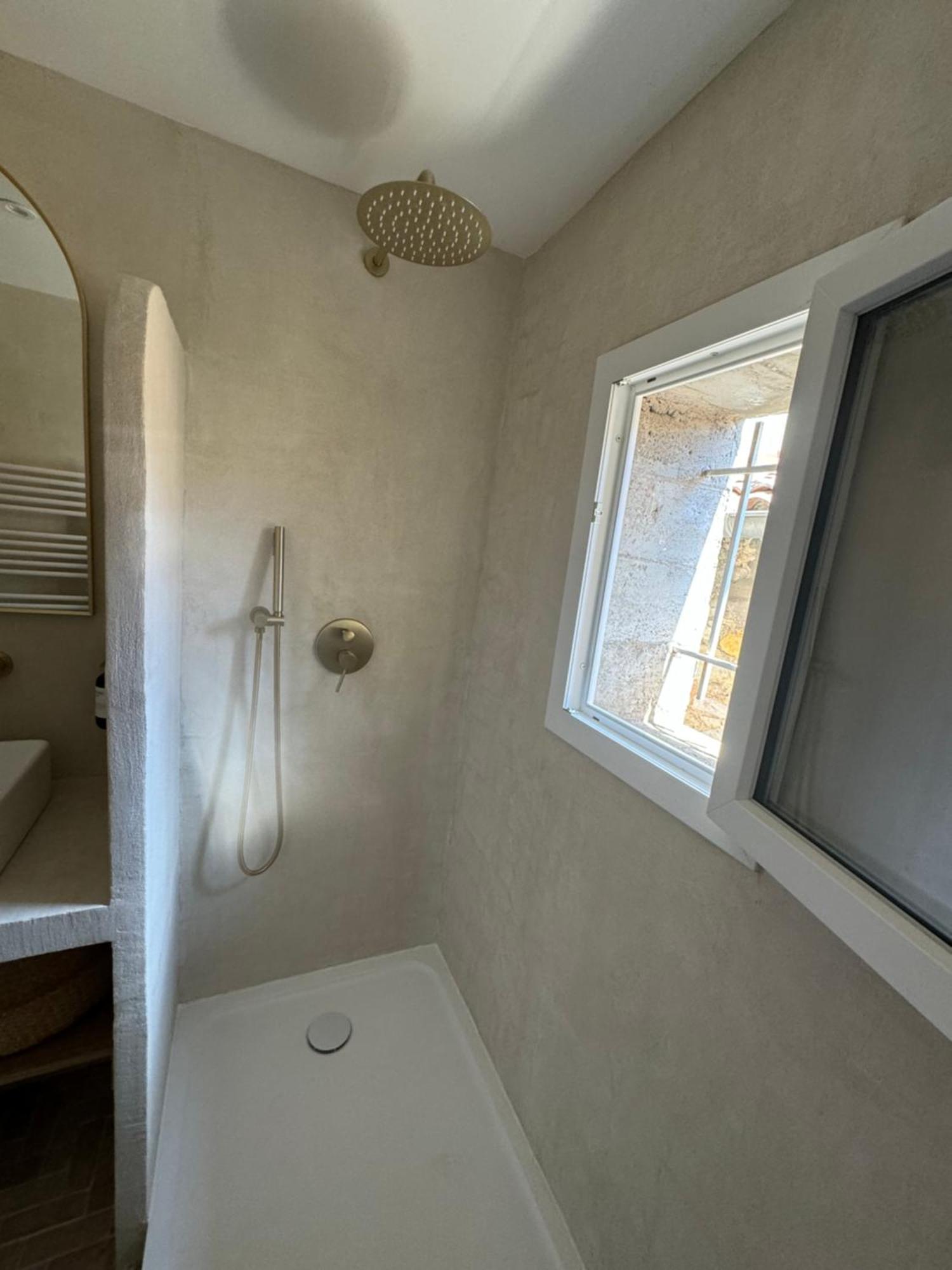 La Halte Des Arenes De - Minimaliste - Ecusson Apartment Nimes